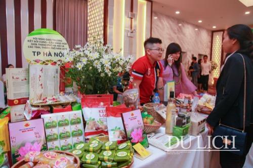 TP. Hà Nội và các tỉnh, thành phố cả nước giới thiệu sản phẩm tại hội chợ